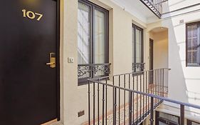 Hôtel Eiffel Rive Gauche